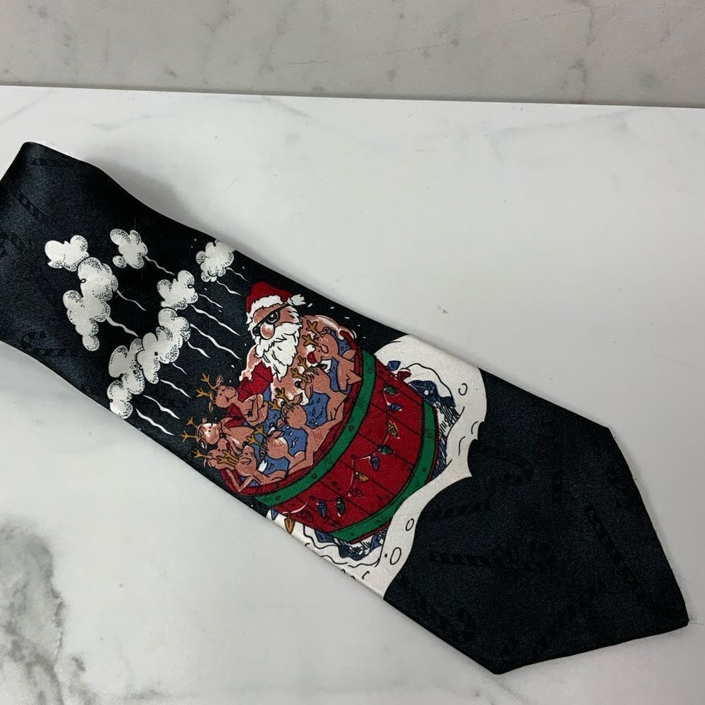 Hallmark Yule Tie Greetings Hot Tub Santa tie